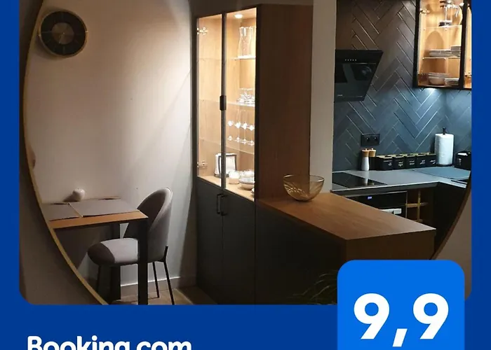 Apartment Between